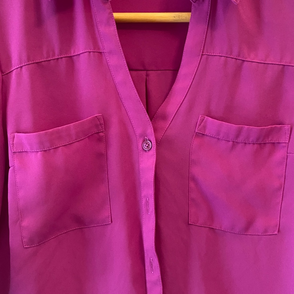 Express - XSmall button down blouse - Picture 2 of 7